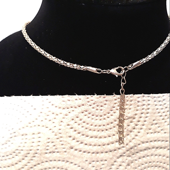 SILVER Rhinestone Key Necklace Pendant style on 18-22" chain NEW - Picture 3 of 8